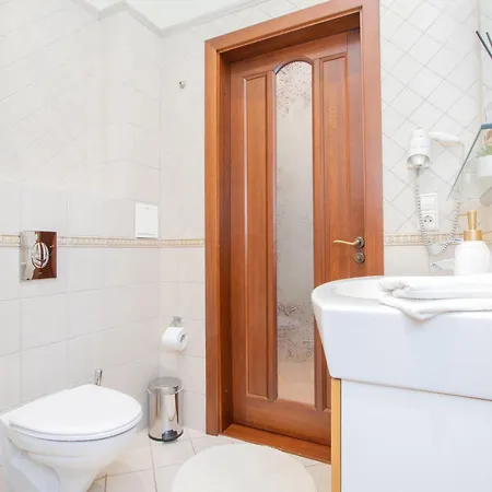Cohost I Central Apt Simpsono Str Near Sea Apartment Palanga